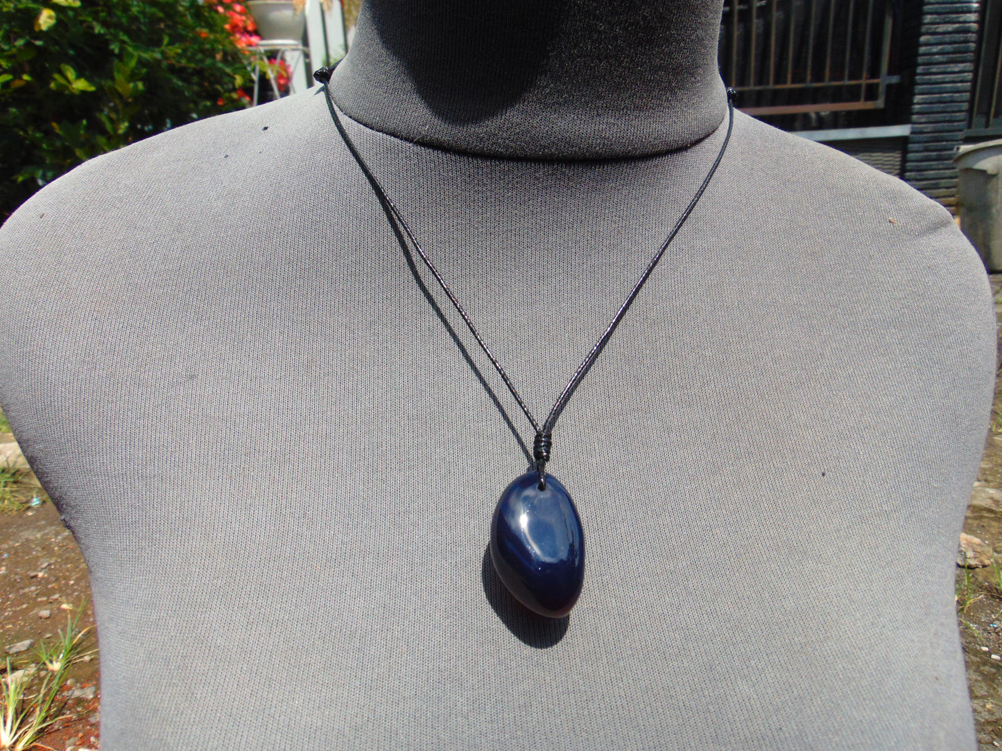 7 gr Pendant 33x21x19 mm Indonesian Blue Amber for Healing 25A457