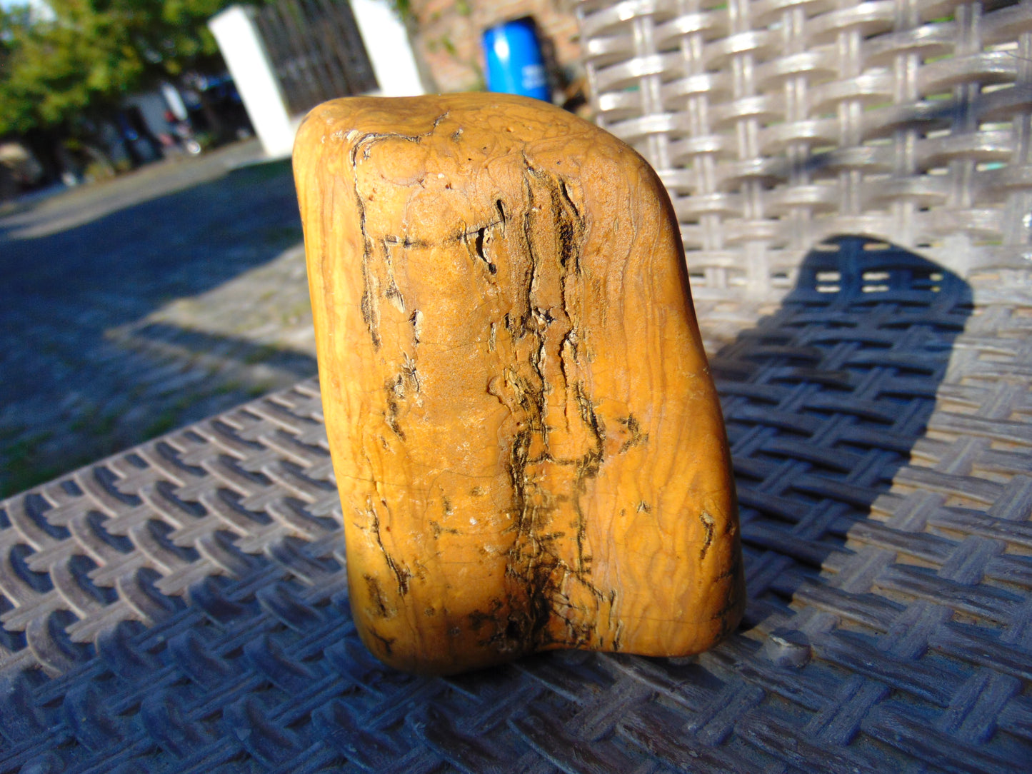 276 gram Polished Indonesia Yellow Fragrance Amber for Healing KM15