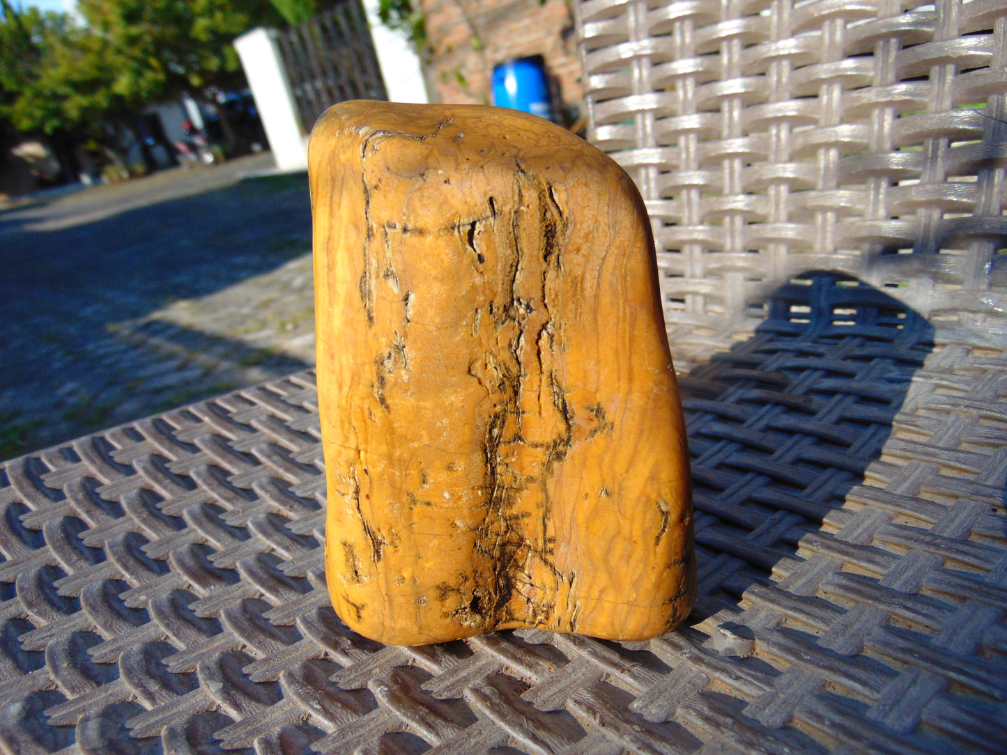 276 gram Polished Indonesia Yellow Fragrance Amber for Healing KM15