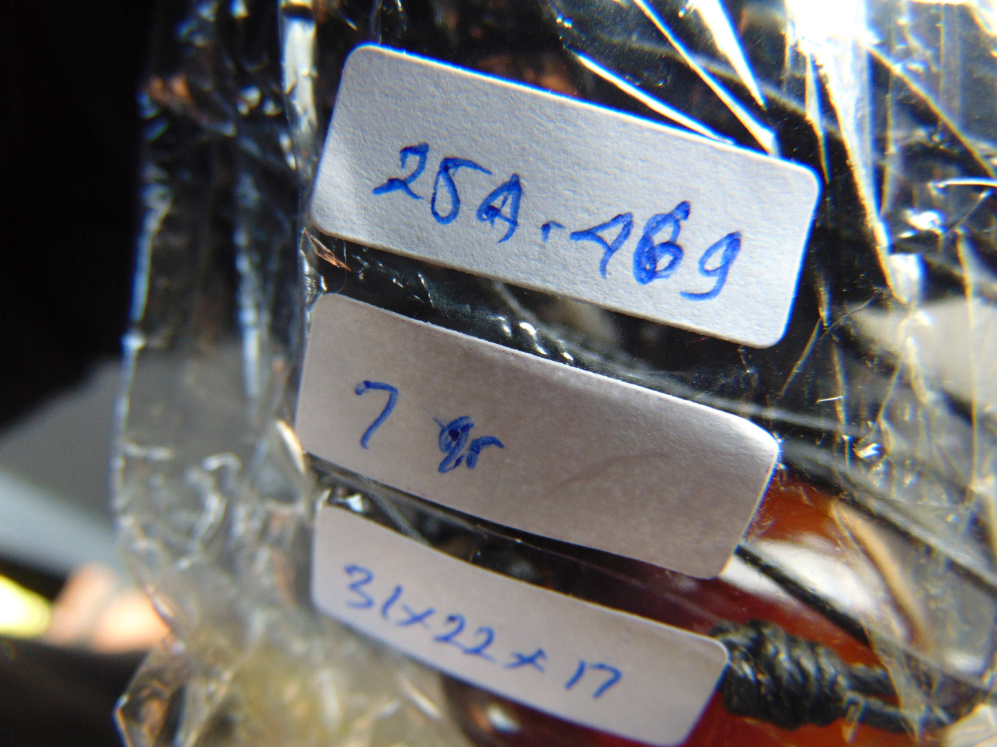 7 gr Pendant 31x22x17 mm Indonesian Inclusion Blue Red Amber for Healing 25A469