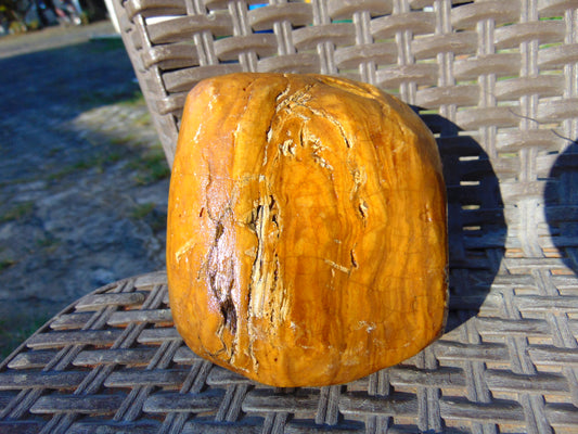 367 gram Polished Indonesia Yellow Fragrance Amber for Healing KM20