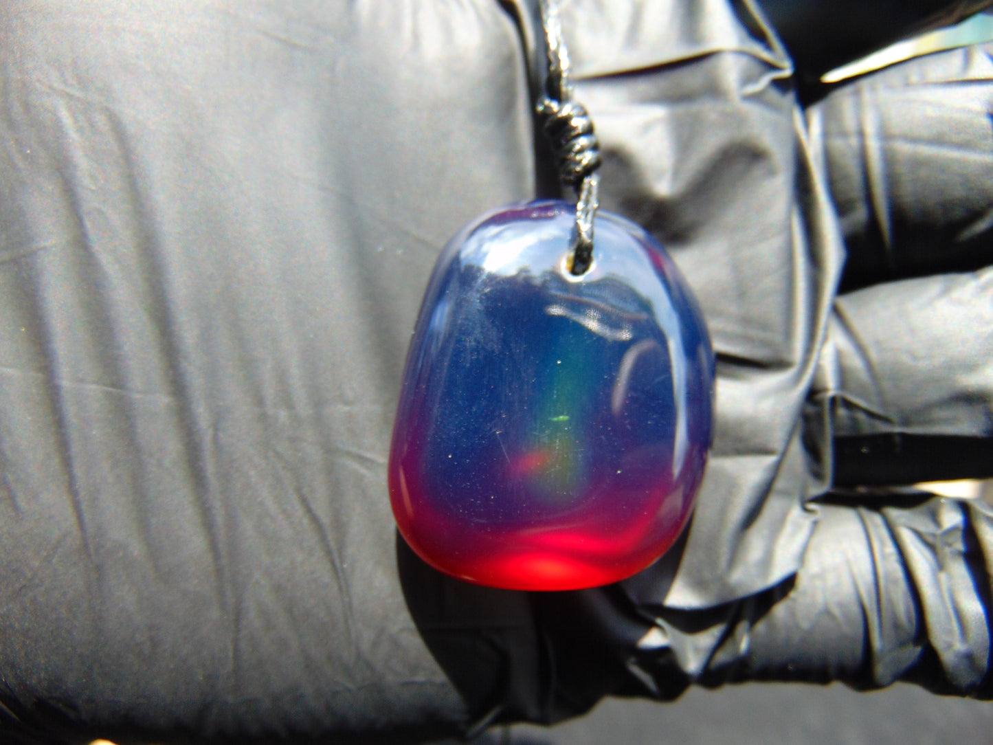 9 gr Pendant 33x27x16 mm Indonesian Blue Amber for Healing 25A454