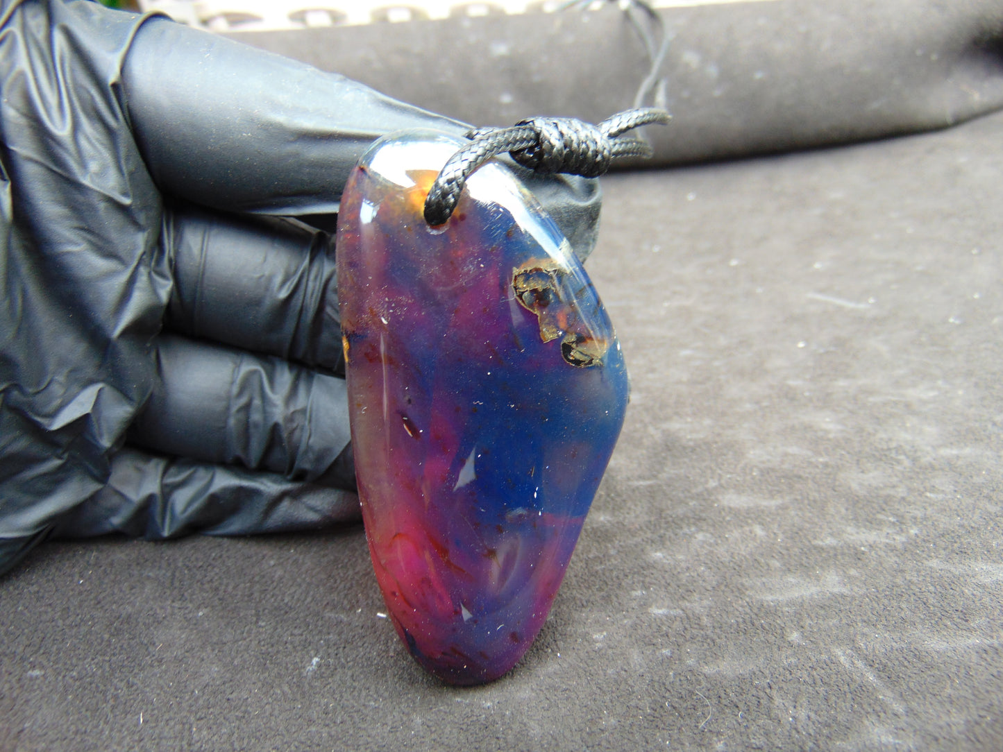 36 gr Pendant Indonesian Blue Amber for Healing PAR16