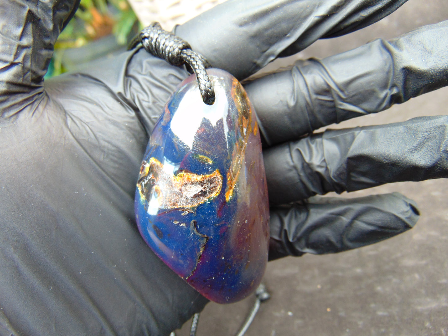 36 gr Pendant Indonesian Blue Amber for Healing PAR16