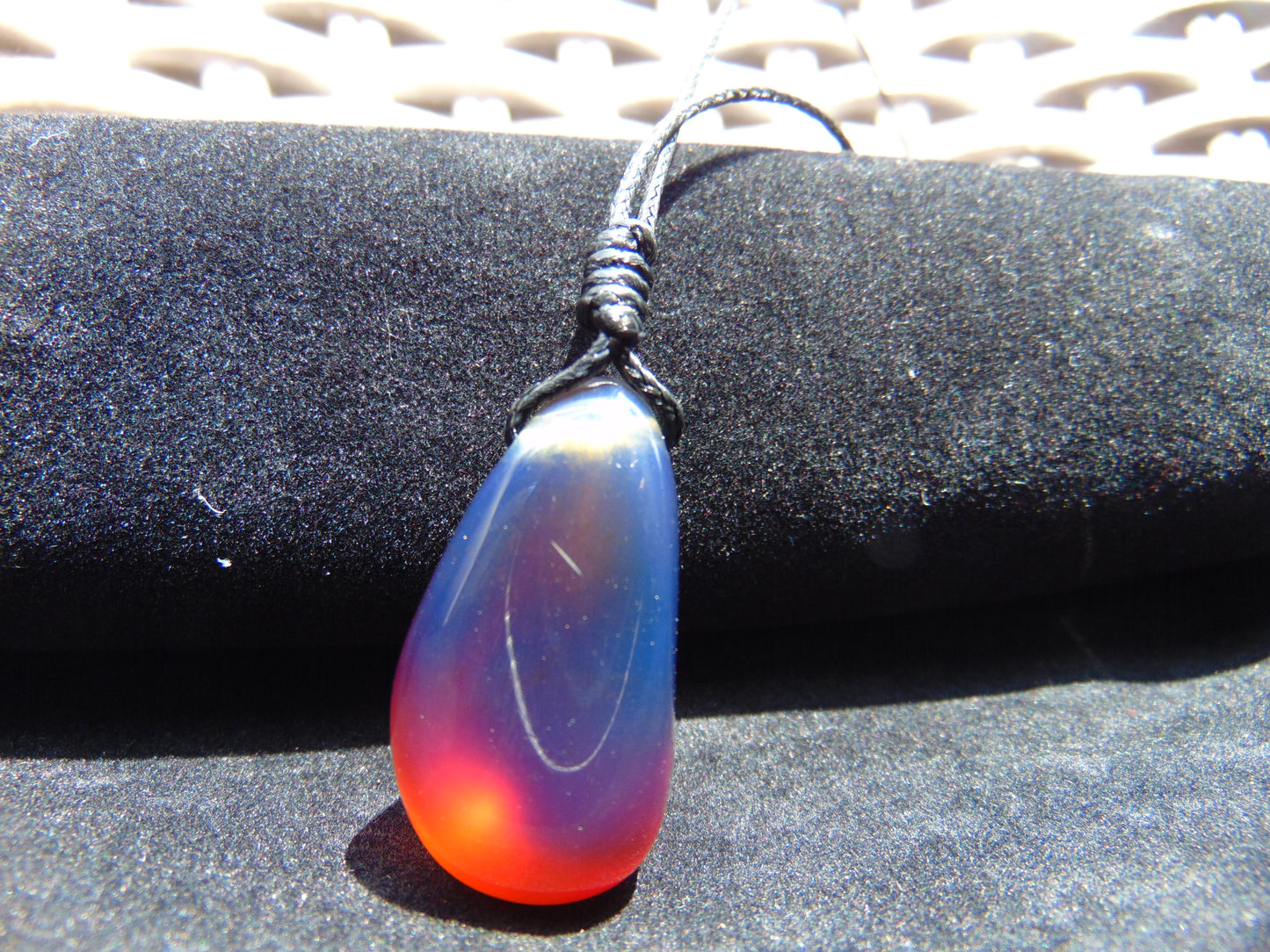 6 gr Pendant 33x21x17 mm Indonesian Blue Amber for Healing 25A474