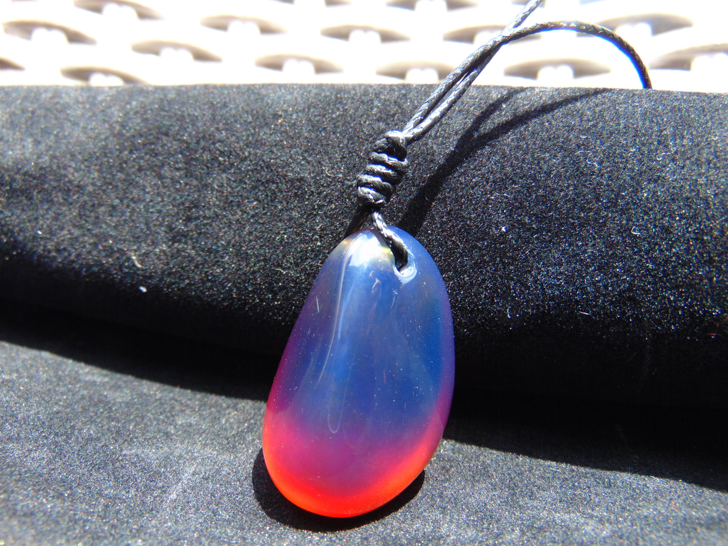 6 gr Pendant 33x21x17 mm Indonesian Blue Amber for Healing 25A474