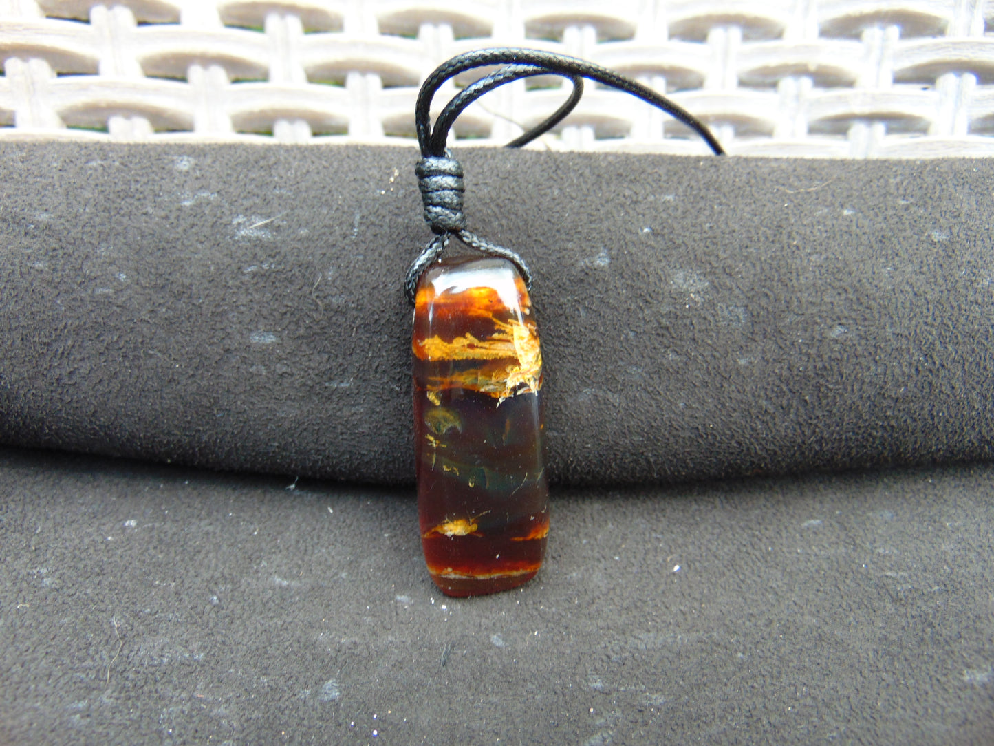 16 gr Pendant Indonesian Amber for Healing Y88