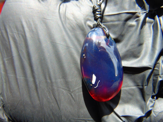 6 gr Pendant 35x20x15 mm Indonesian Crystal Blue Amber for Healing 25A439