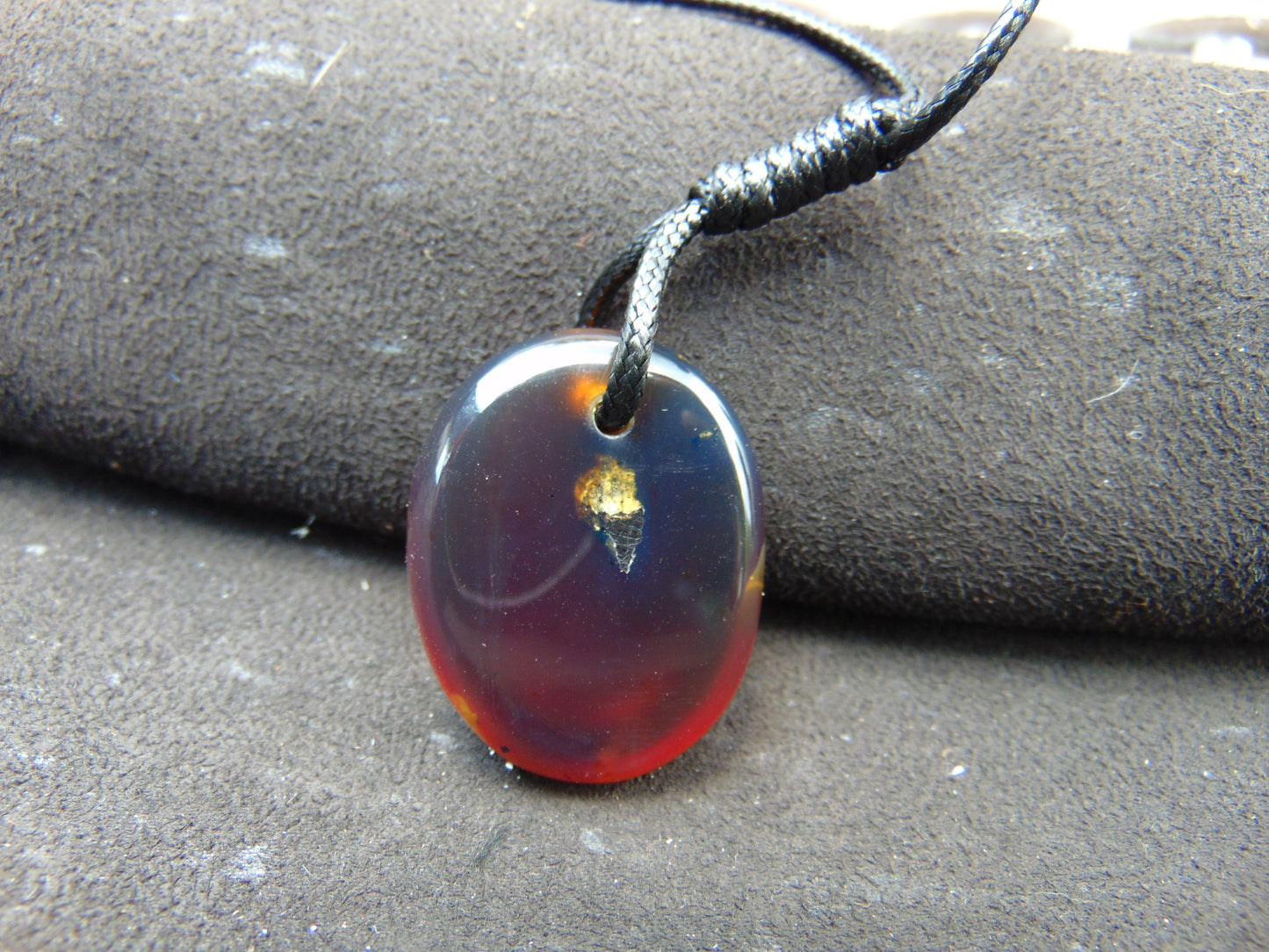 11 gr Pendant Indonesian Blue Amber for Healing PC45