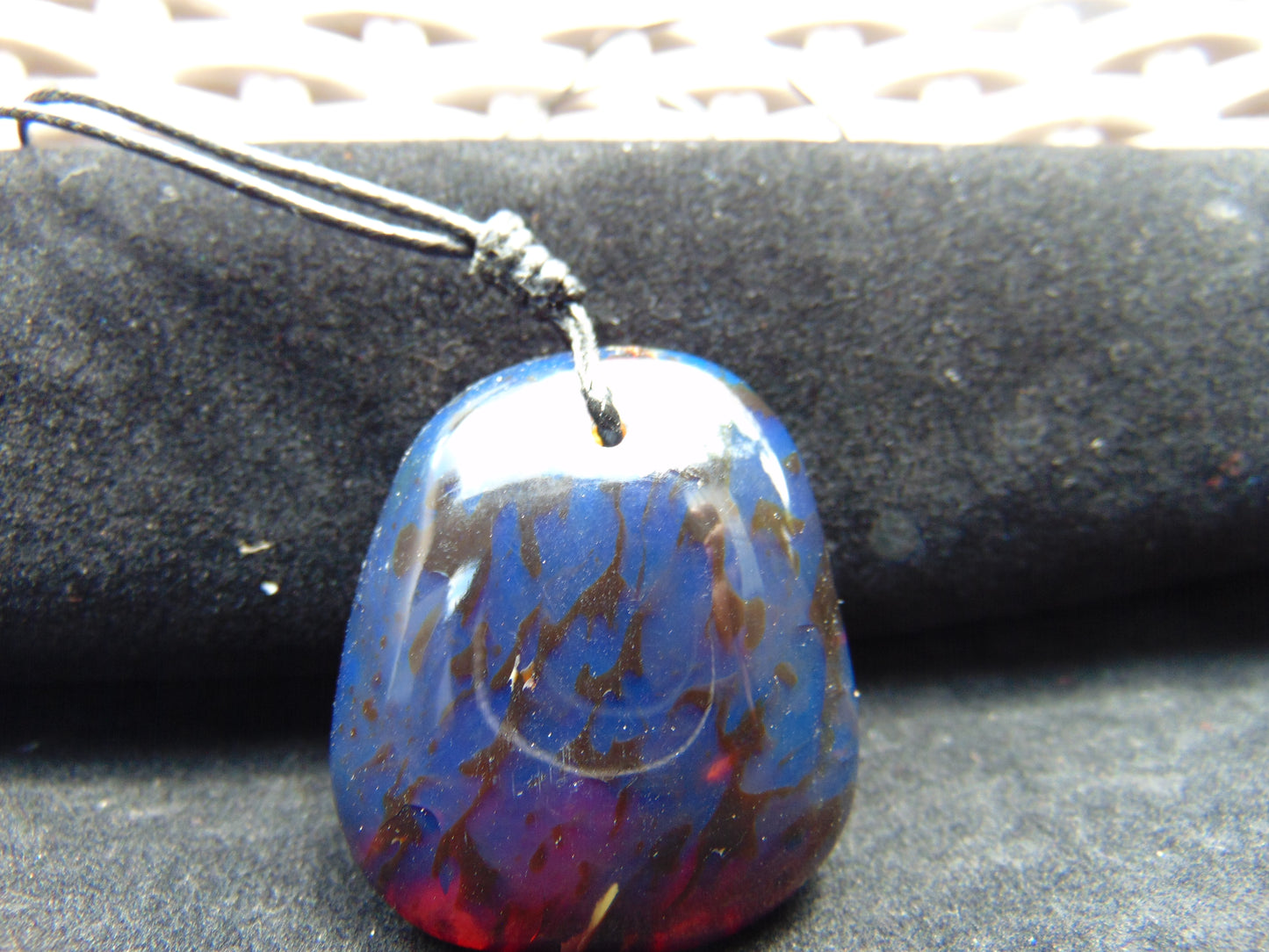 13 gr Pendant 38x33x18 mm Indonesian Blue Amber for Healing 25A435