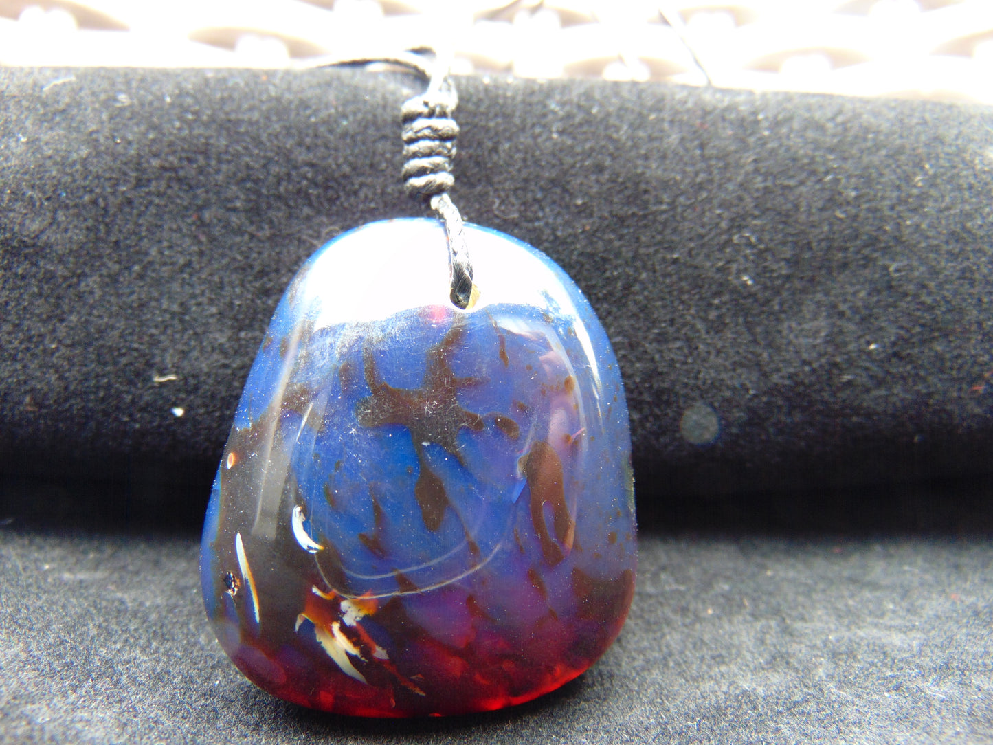 13 gr Pendant 38x33x18 mm Indonesian Blue Amber for Healing 25A435