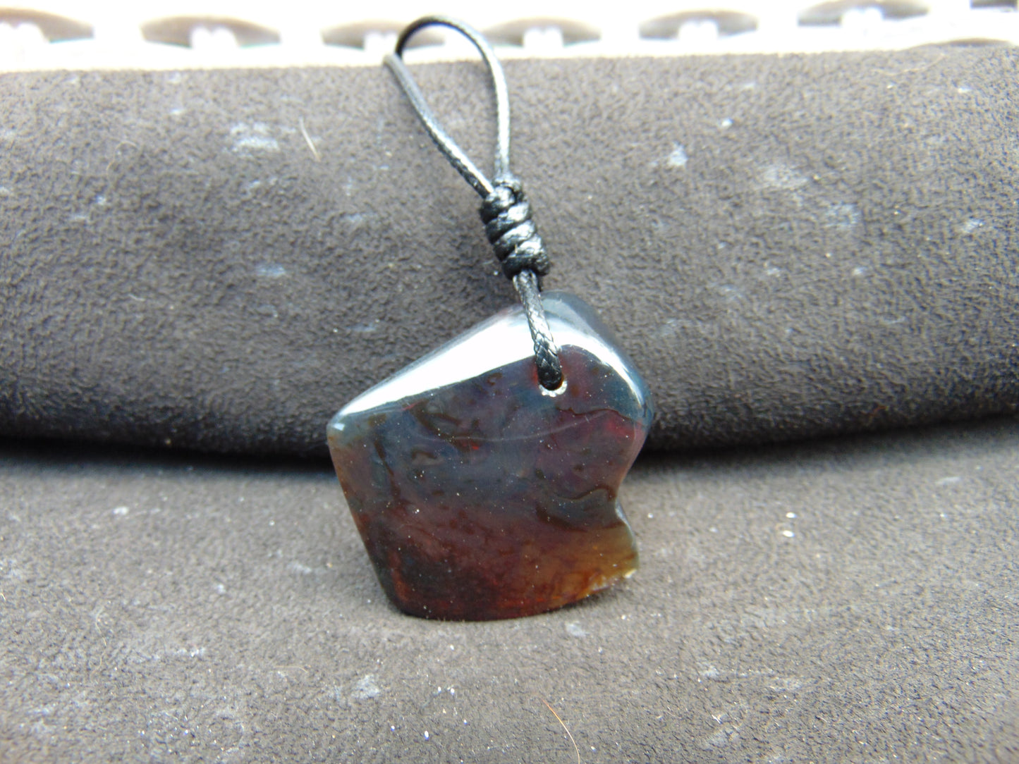 9 gr Pendant Indonesian Amber for Healing Y57
