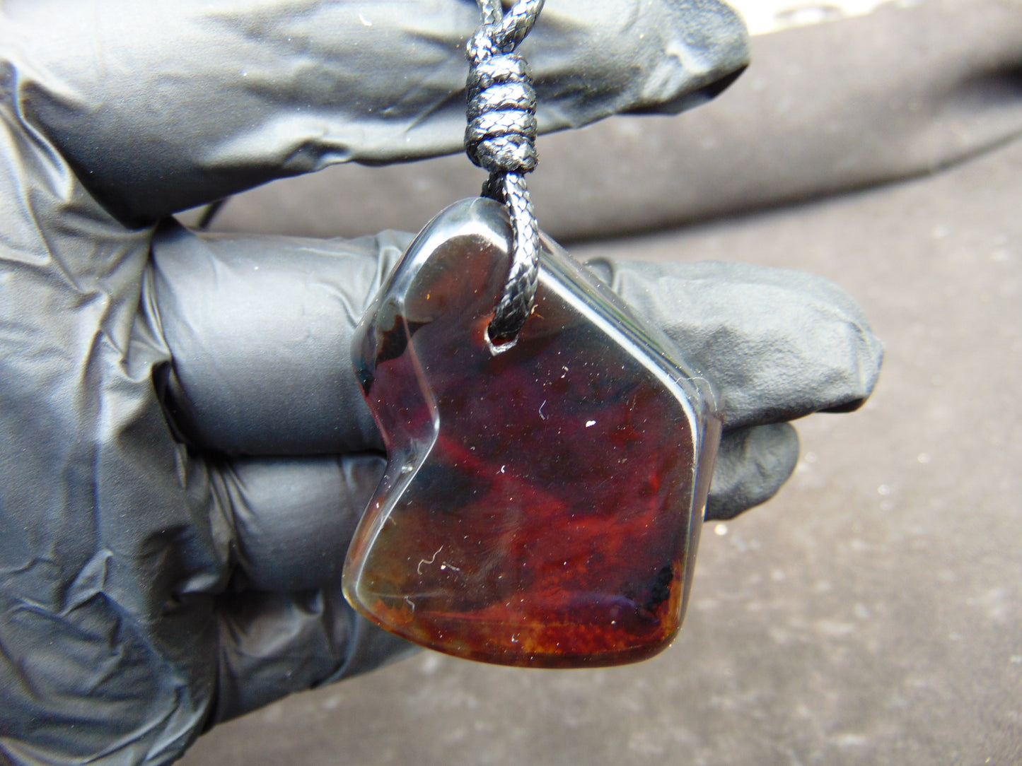 9 gr Pendant Indonesian Amber for Healing Y57