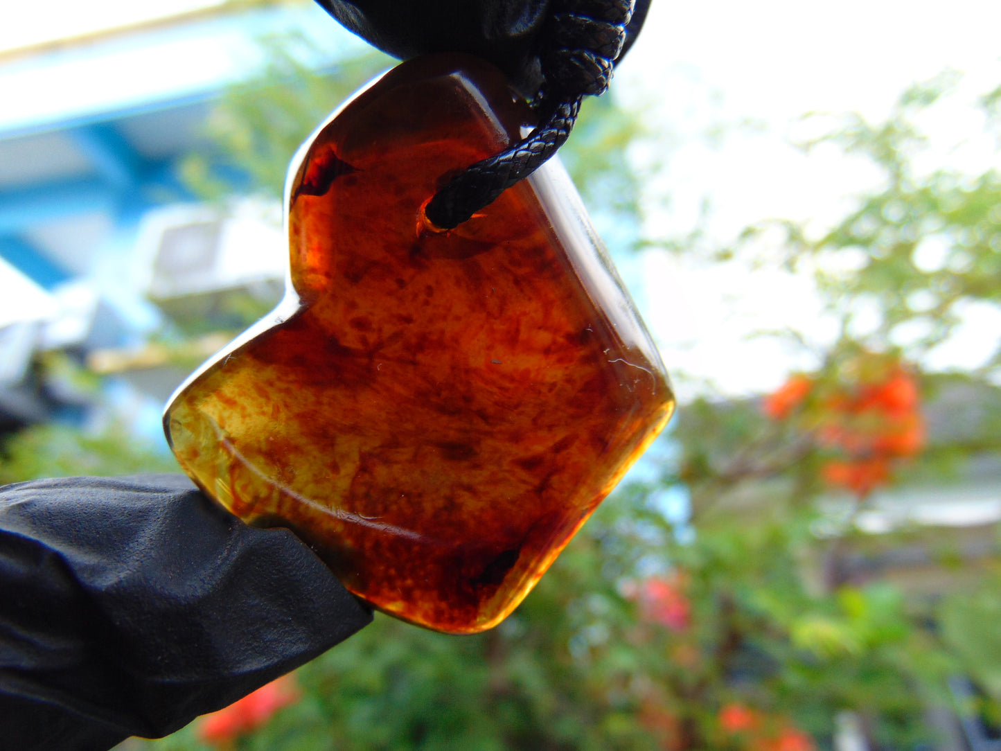 9 gr Pendant Indonesian Amber for Healing Y57