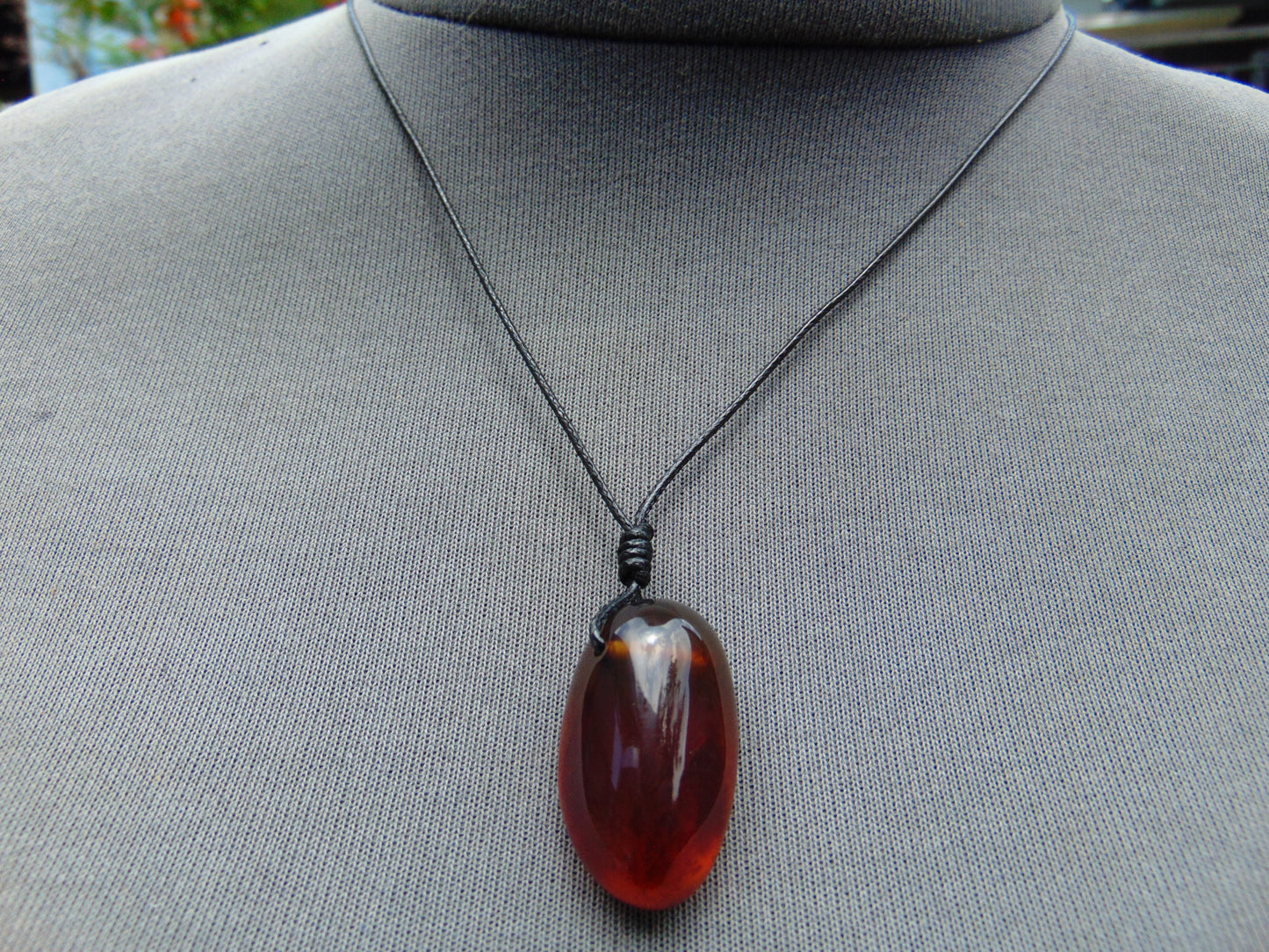 5 gr Pendant 32x20x15 mm Indonesian Red Violet Amber for Healing 25A442