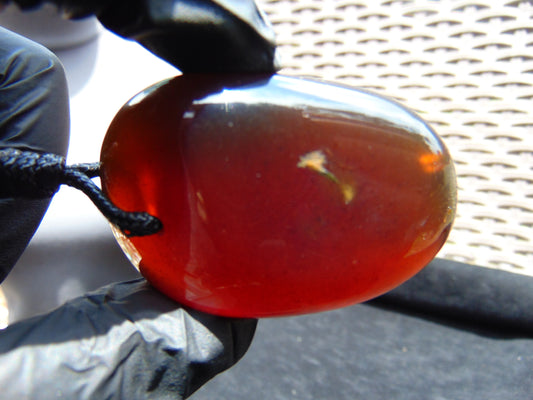 32 gr Pendant 55x35x30 mm Indonesian Red Amber for Healing PEY48