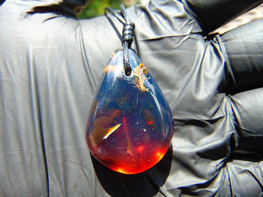 11 gr Pendant 38x27x19 mm Indonesian Blue Amber for Healing PBA965