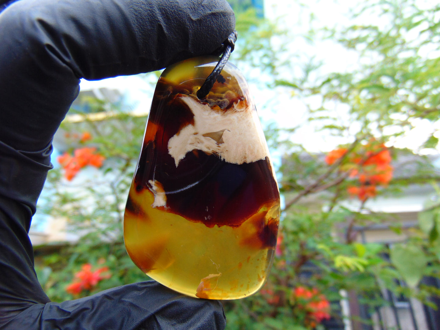 25 gr Pendant Indonesian Amber for Healing PDA531