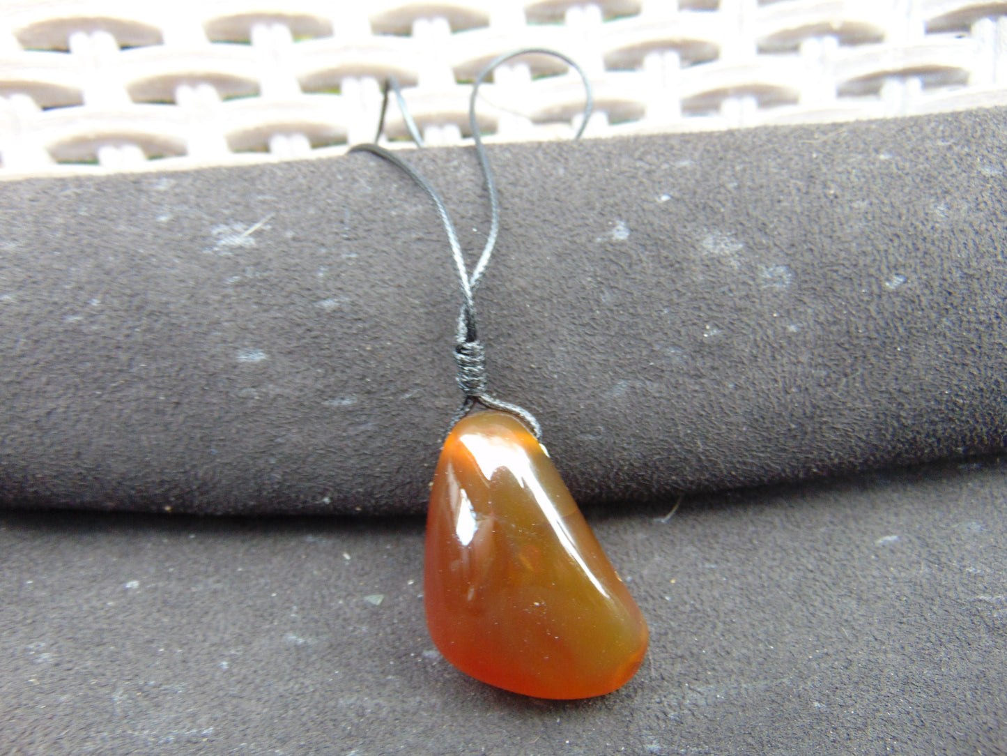 12 gr Pendant Indonesian Amber for Healing PCA4