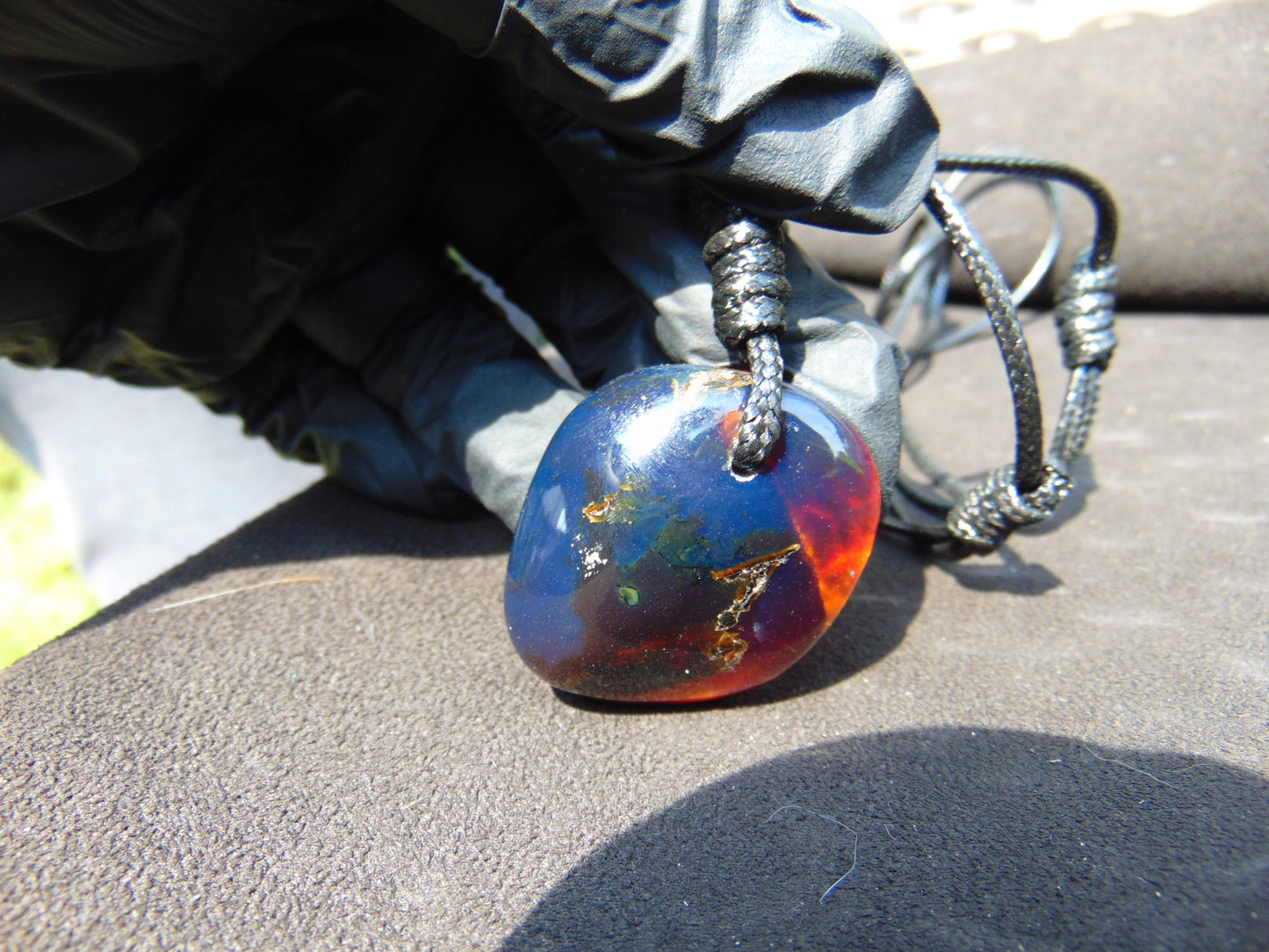 15 gr Pendant 38x34x20 mm Indonesian Blue Amber for Healing RB2