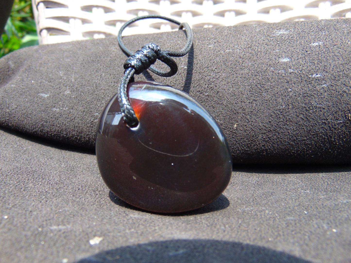 35 gr Pendant 44x40x36 mm Indonesian Amber for Healing PEY54