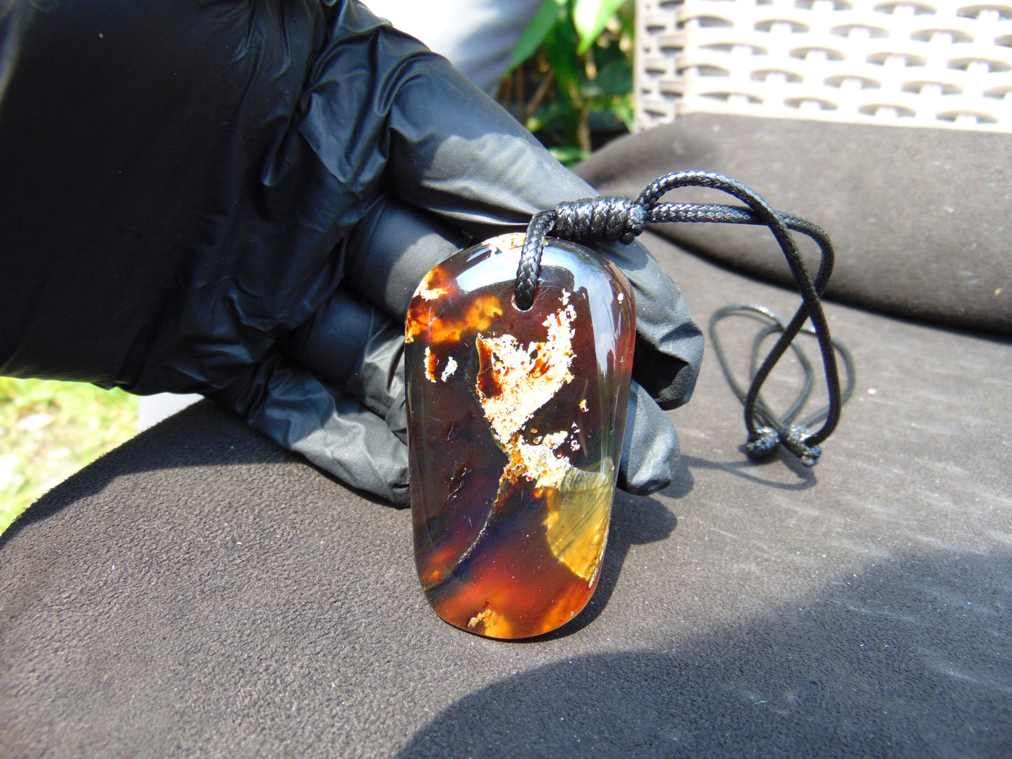31 gr Pendant 68x38x16 mm Indonesian Amber for Healing A44B