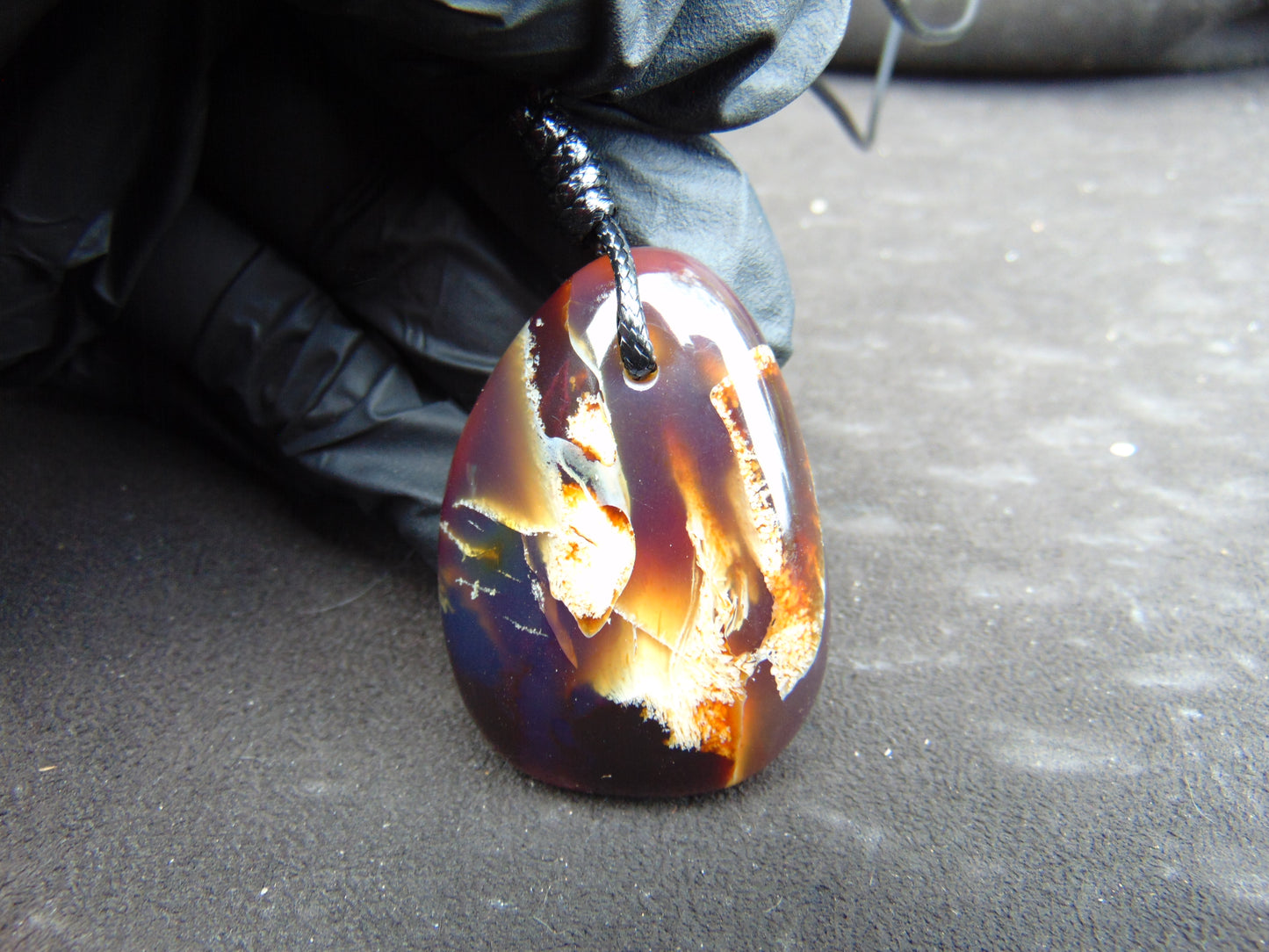16 gr Pendant 50x35x15 mm Indonesian Amber for Healing PDN472