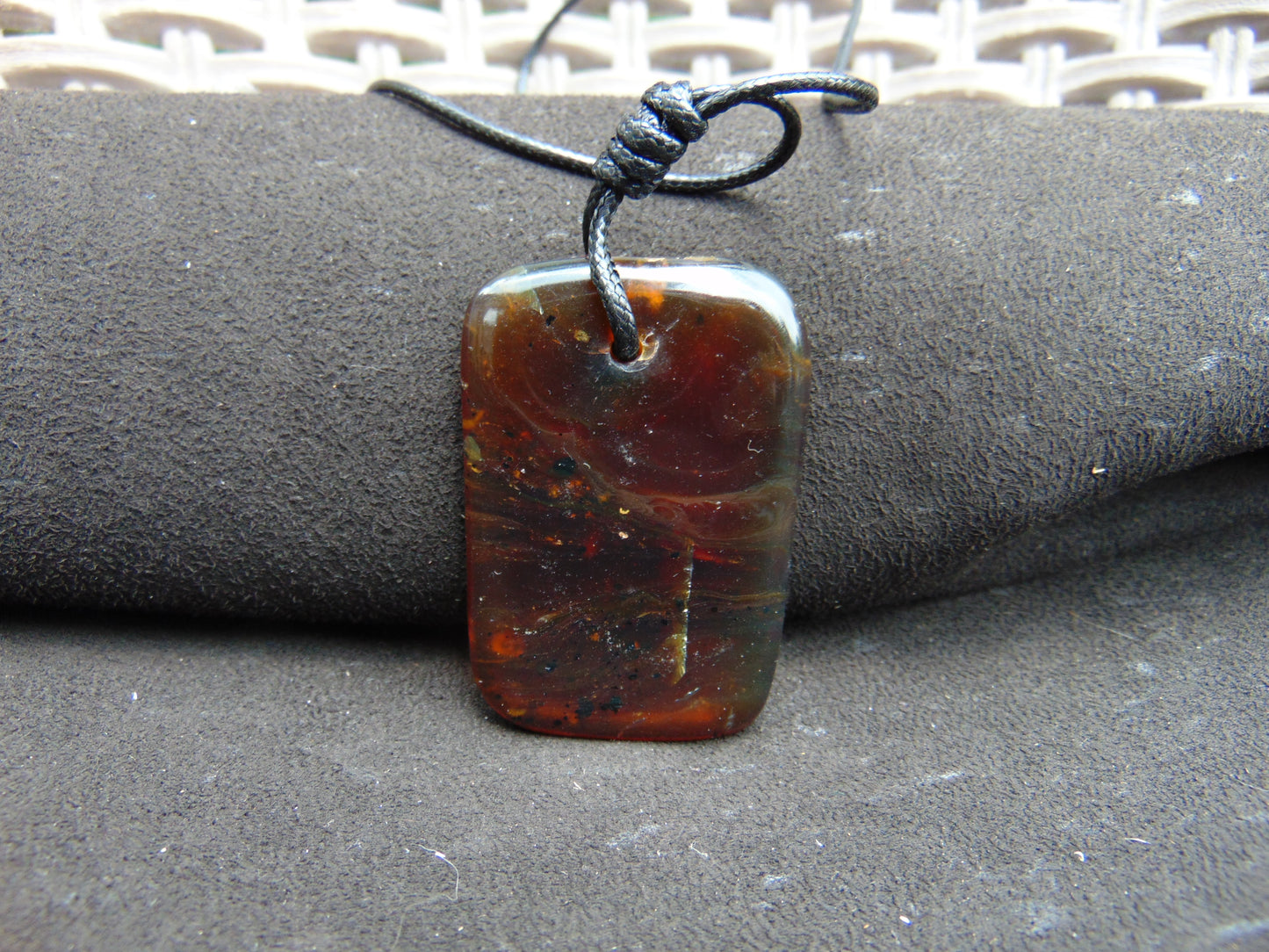 15 gram Pendant Indonesian Blue Red Amber for Healing pc92