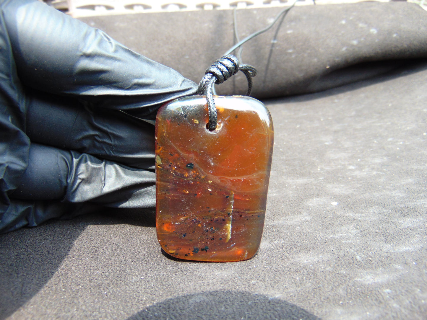 15 gram Pendant Indonesian Blue Red Amber for Healing pc92