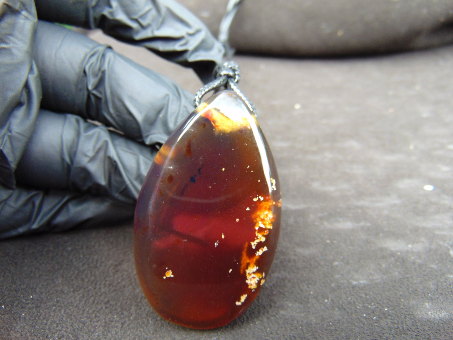 17 gr Pendant Indonesian Amber for Healing PD19
