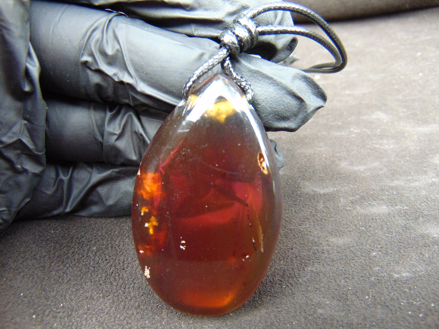 17 gr Pendant Indonesian Amber for Healing PD19