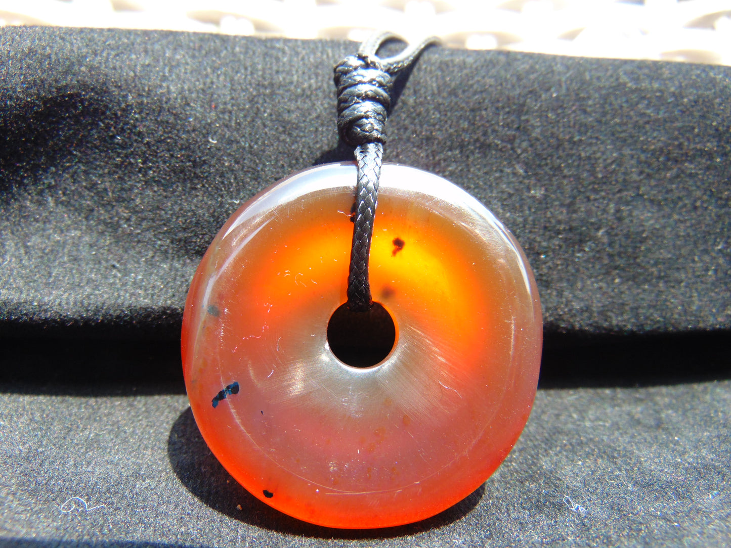 9 gr Donut Pendant Indonesian Amber for Healing 26A33