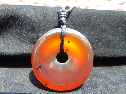 9 gr Donut Pendant Indonesian Amber for Healing 26A33