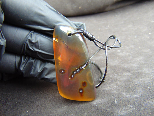 11.8 gram Pendant Indonesian Blue Crystal Amber for Healing Y26