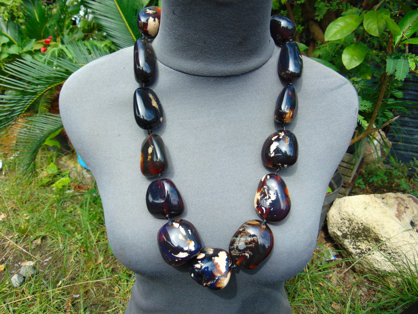 233 gr 13 beads necklace Indonesian Dark Blue Amber for Healing A13k105