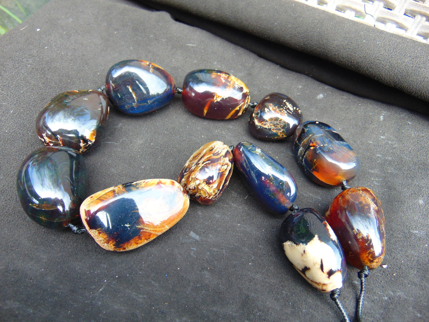 233 gr 11 bds Mushroom Inclusion Indonesian Dark Blue Amber for Healing A11k101