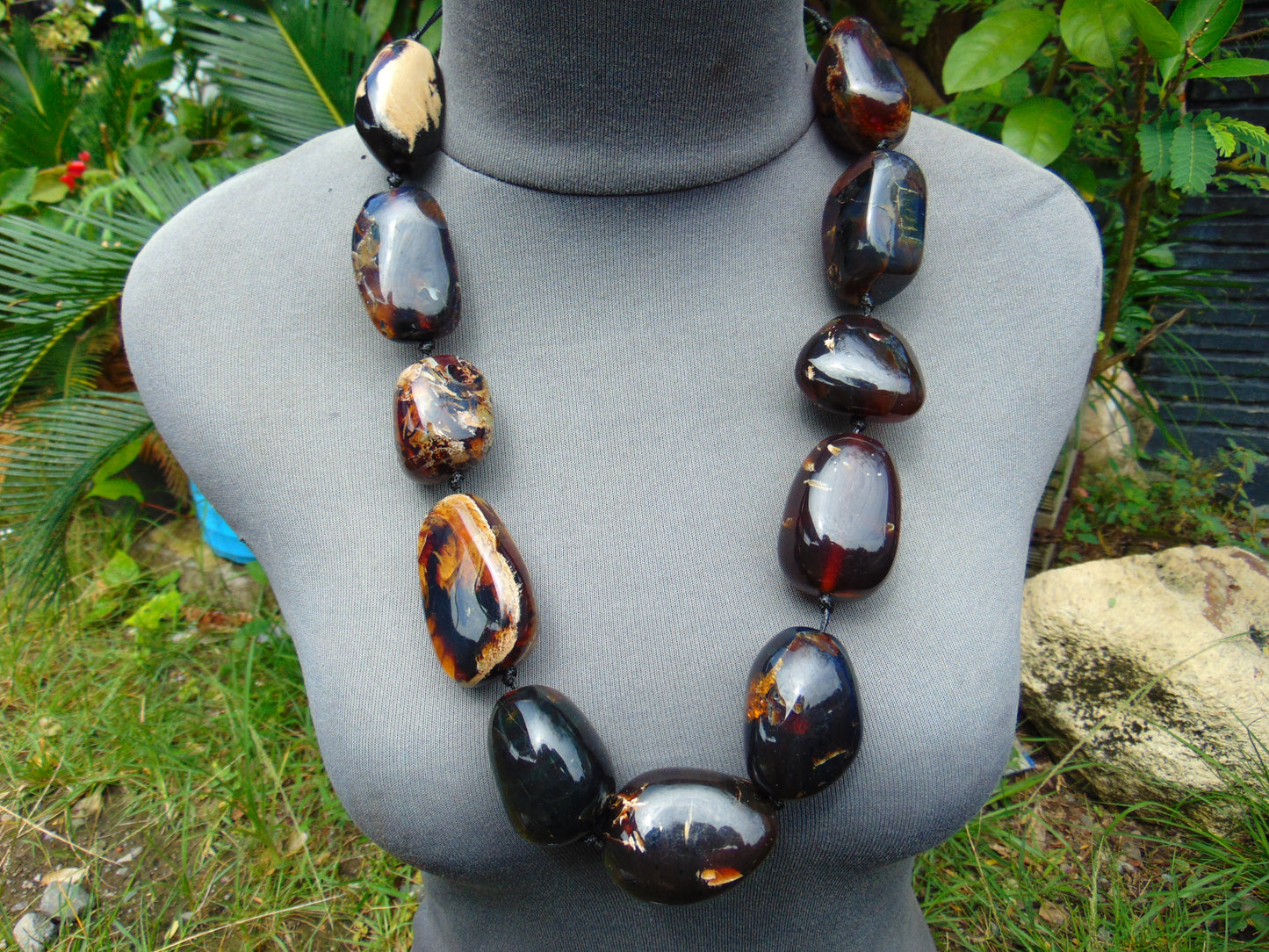 233 gr 11 bds Mushroom Inclusion Indonesian Dark Blue Amber for Healing A11k101