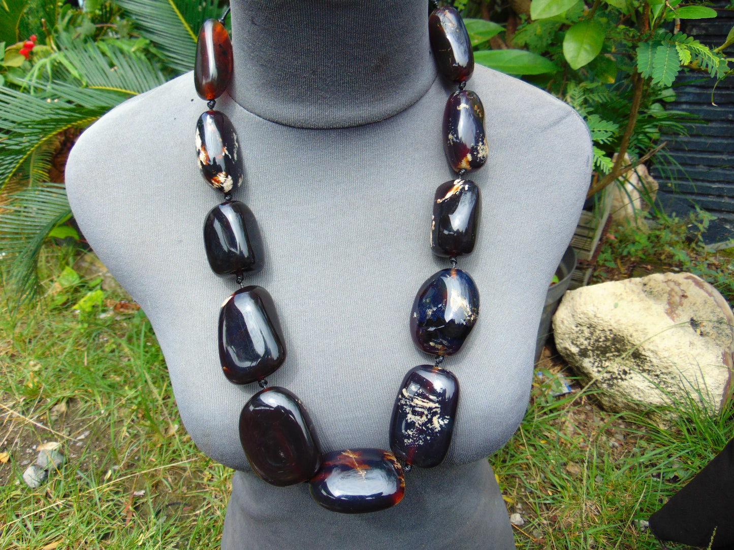 251 gr 11 beads necklace Indonesian Dark Blue Amber for Healing A11K102