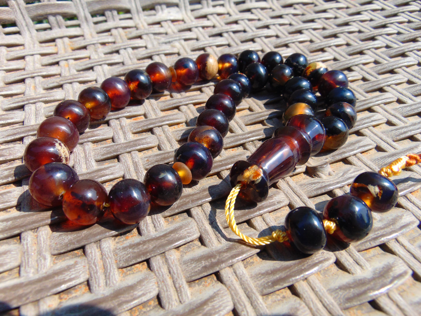 47 gr Hand Tasbih 35 Beads 12 mm Indonesian Black Blue Amber for Healing No.28