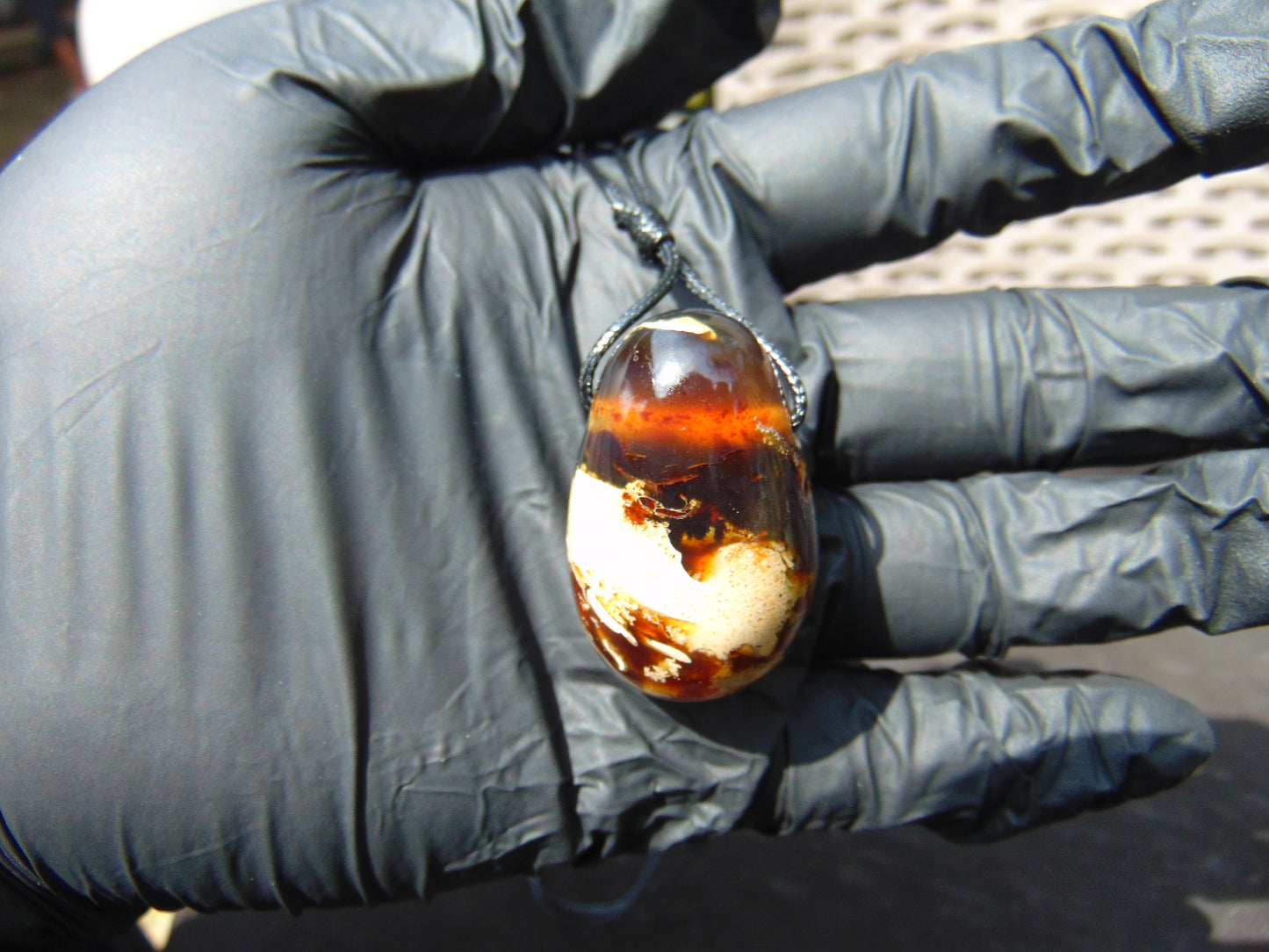 12 gr Teardrop Pendant 37x25 mm Indonesian Amber for Healing Y17