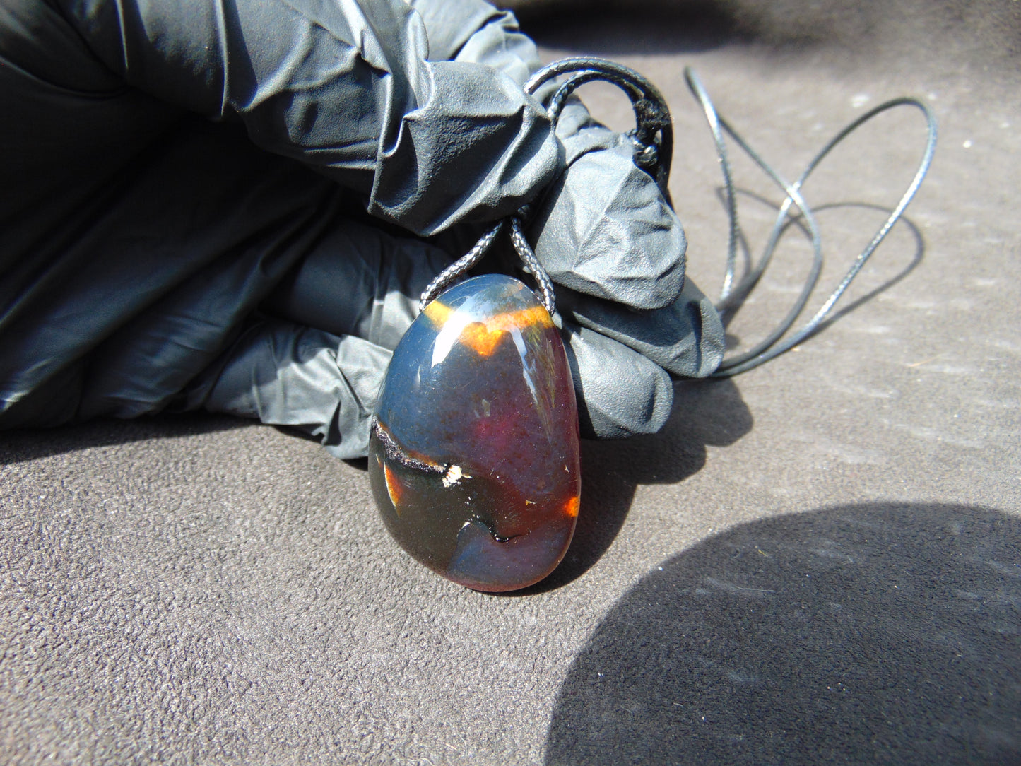 15 gr Pendant Indonesian Blue Amber for Healing PB118