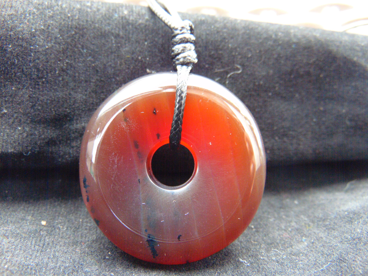 13 gr Donut Pendant Indonesian Red Amber for Healing 26Y45