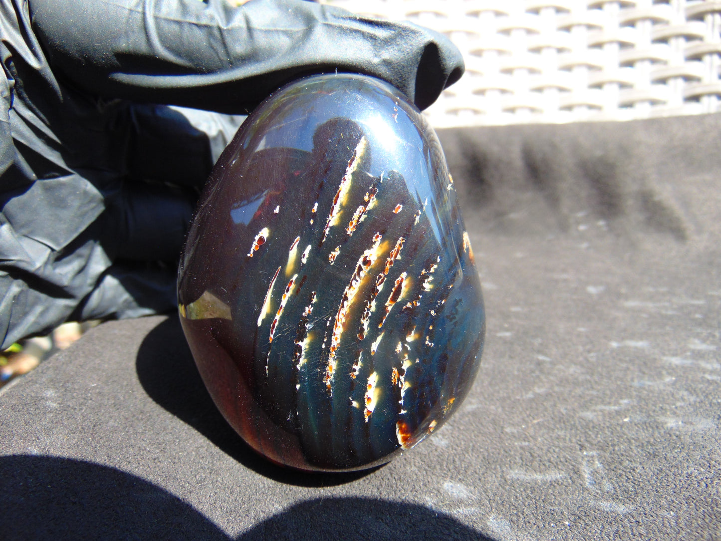 100 Gr Full Polished 77x57x39 mm Indonesia Dark Purple Blue Amber for Healing A831