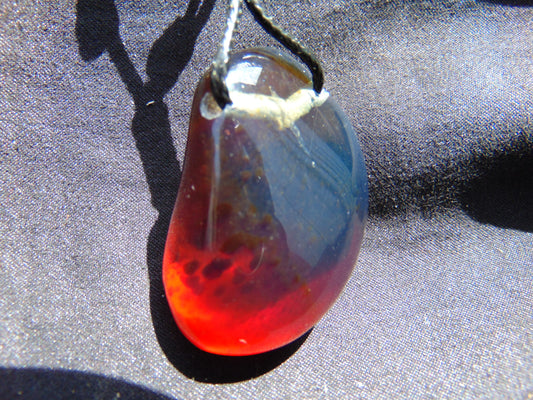 19 gr Pendant 46x30 mm Indonesian Blue Amber for Healing Y19