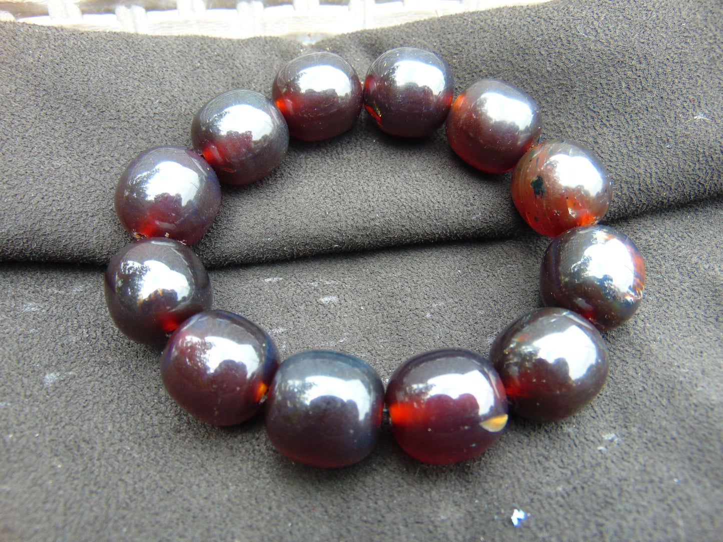47 gram 12 Beads Mala Bracelet Indonesian Cherry Red Amber 18x20 mm for Healing A12G65