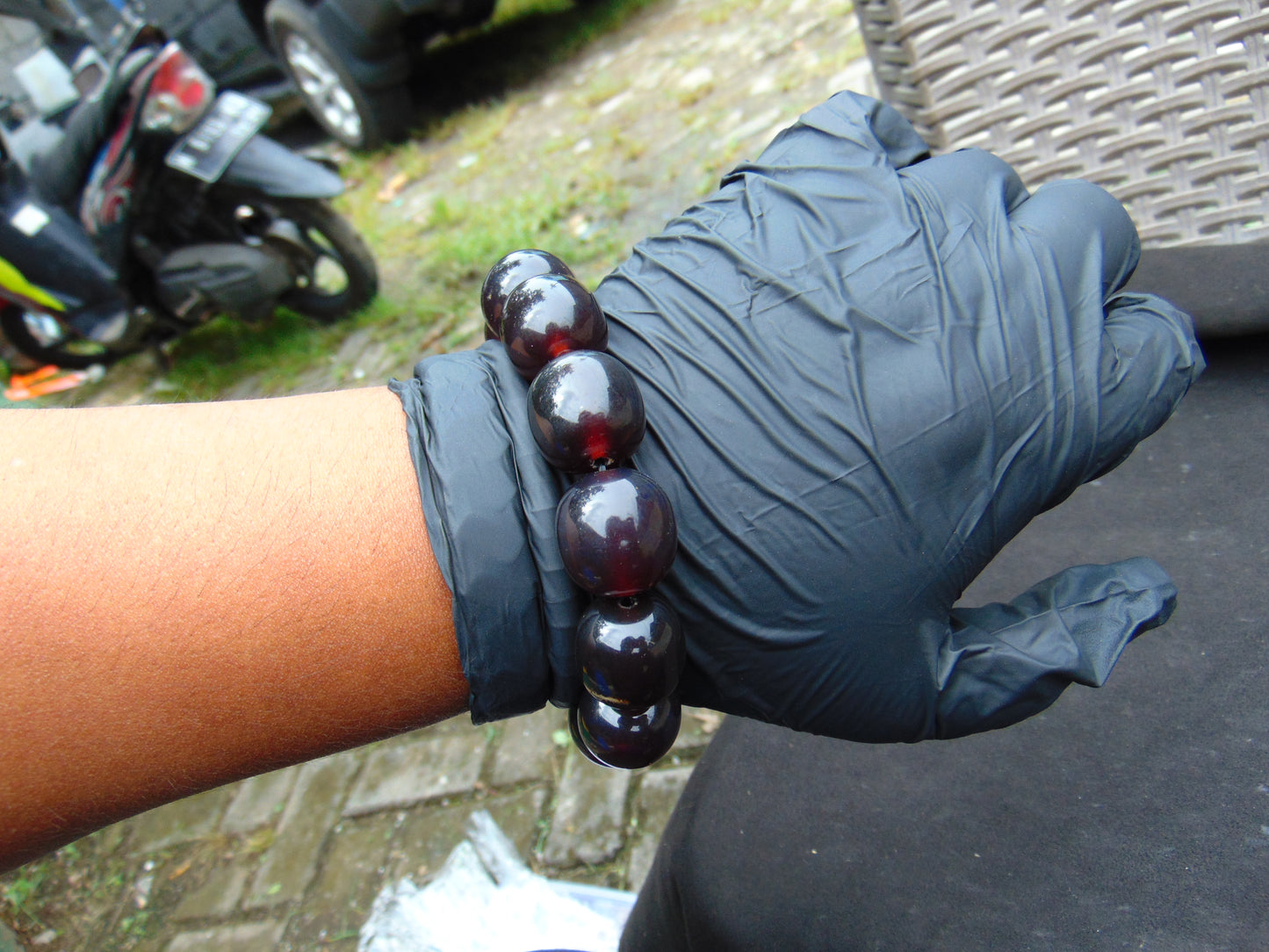 47 gram 12 Beads Mala Bracelet Indonesian Cherry Red Amber 18x20 mm for Healing A12G65