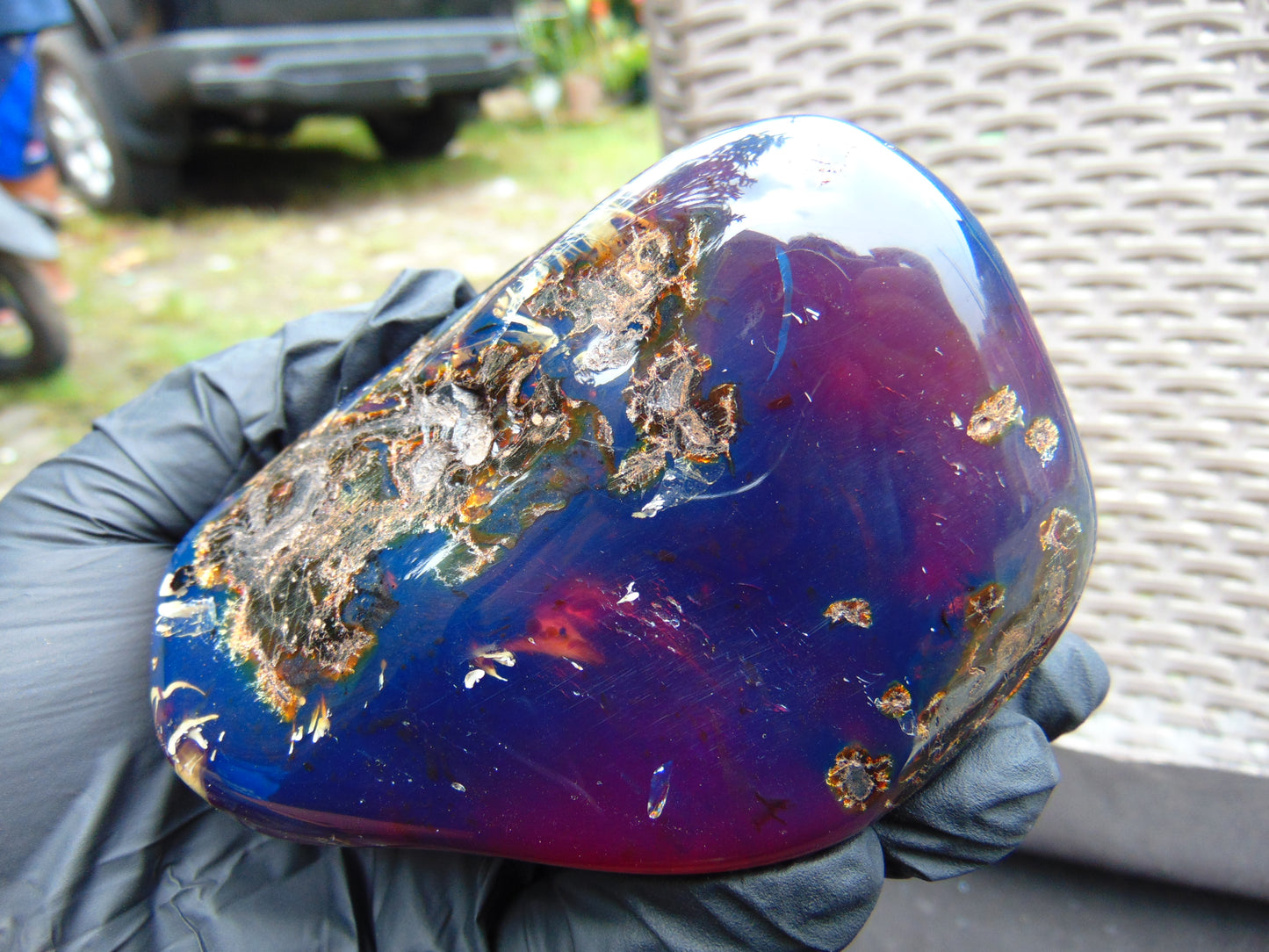 201 gr full polished 100x68x60 mm Indonesia Blue Amber for Healing ML91