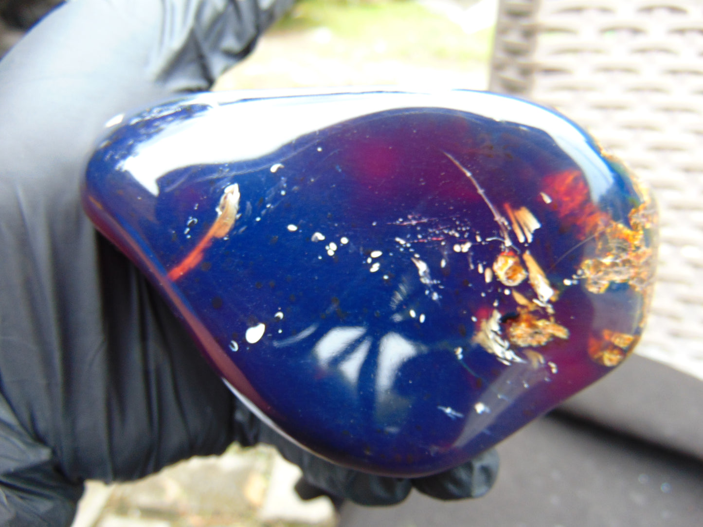201 gr full polished 100x68x60 mm Indonesia Blue Amber for Healing ML91