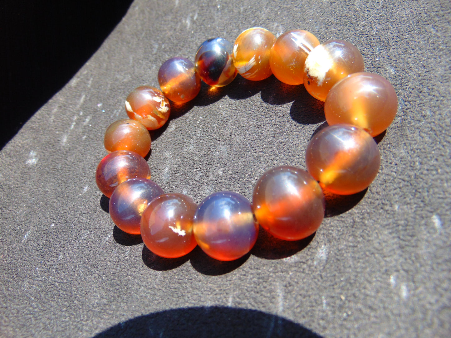 32 gram 14 Beads Mala Bracelet Indonesian Blue Yellow Amber 16 mm for Healing FRB2