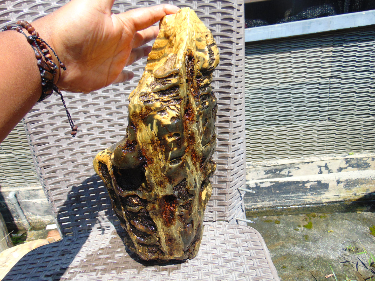 3500 gram Indonesia Black Yellow Aromatic Perfumed  Amber for Healing 26AYE82